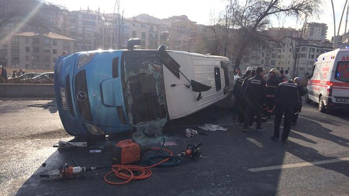 Başkentte Trafik Kazası: 8 Yaralı