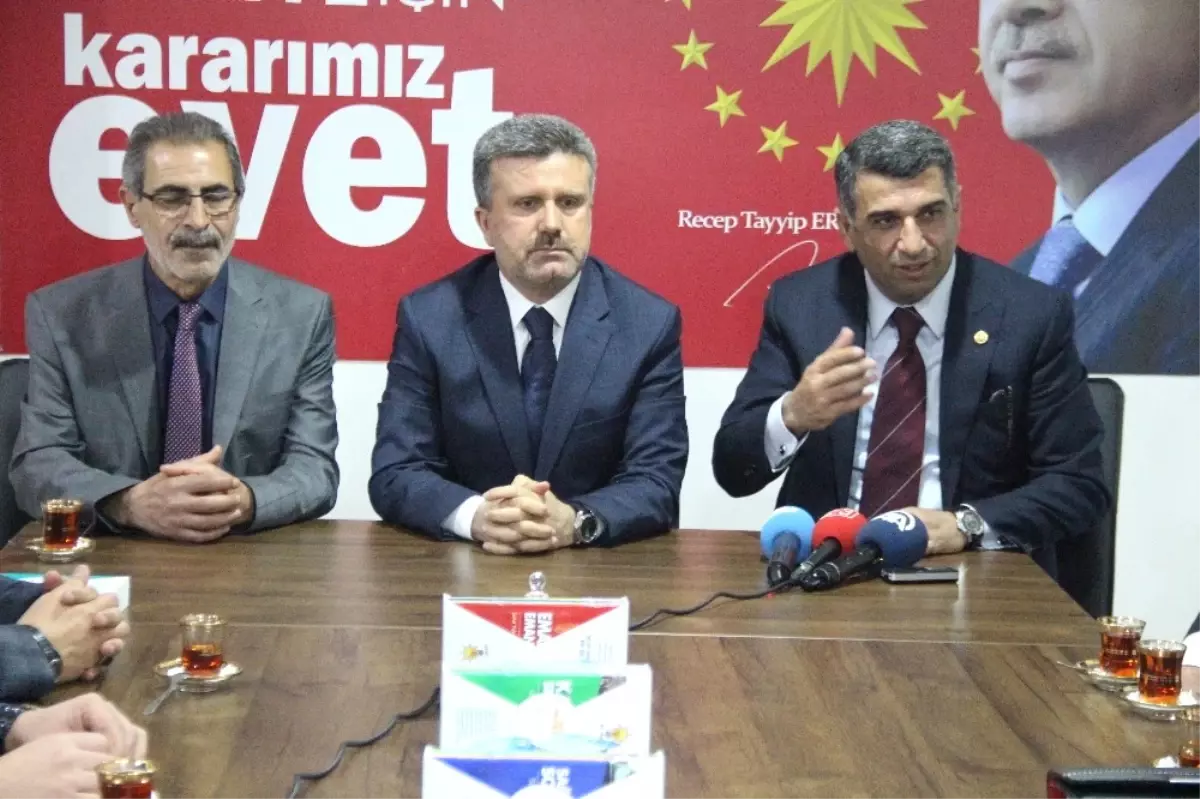 CHP\'li Vekilden AK Parti\'ye Ziyaret