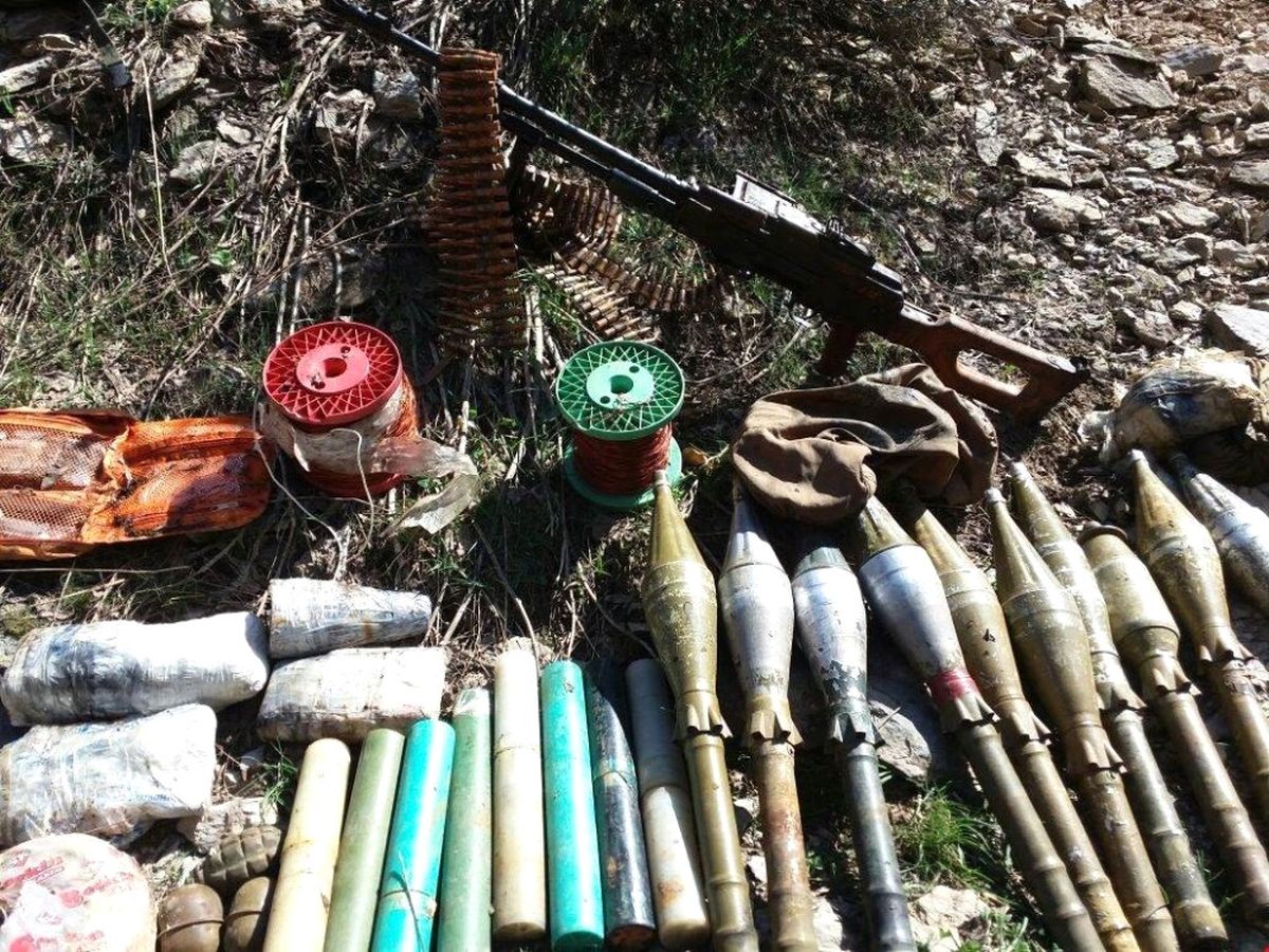 Hakkari\'de PKK Sığınağı Ele Geçirildi