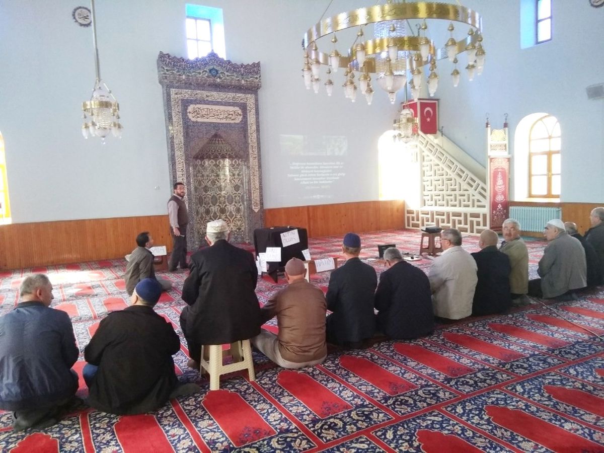 Hisarcık\'ta Umreye Gideceklere Eğitim Verildi