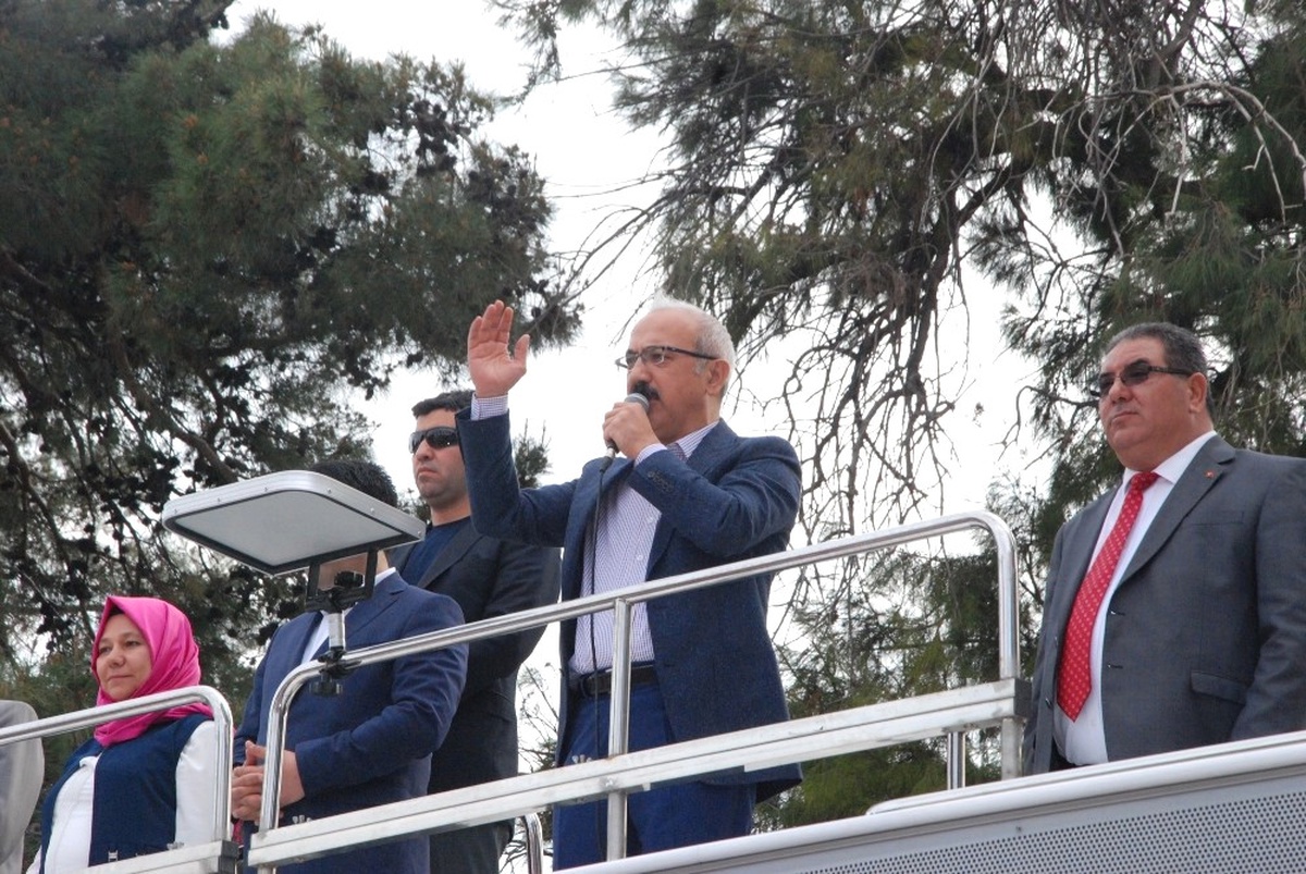 Kalkınma Bakanı Elvan: "Avrupa PKK\'ya Kapılarını Açtı, Fetö\'ye Kapılarını Açtı"