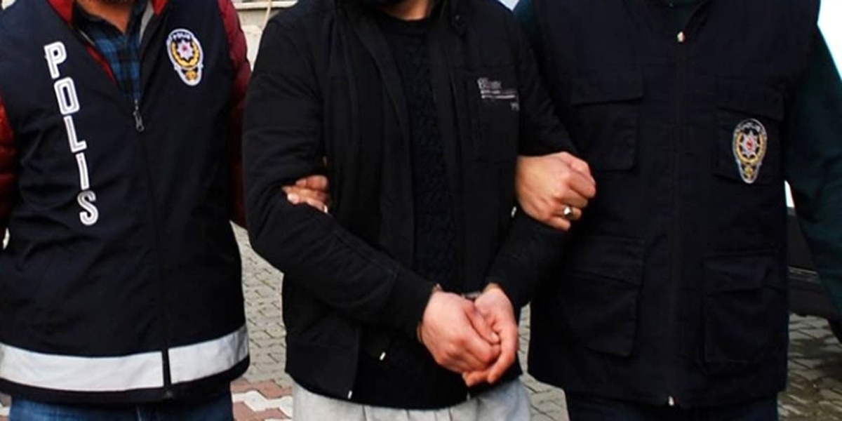 Niğdr\'de Fetö Operasyonu: 13 Gözaltı