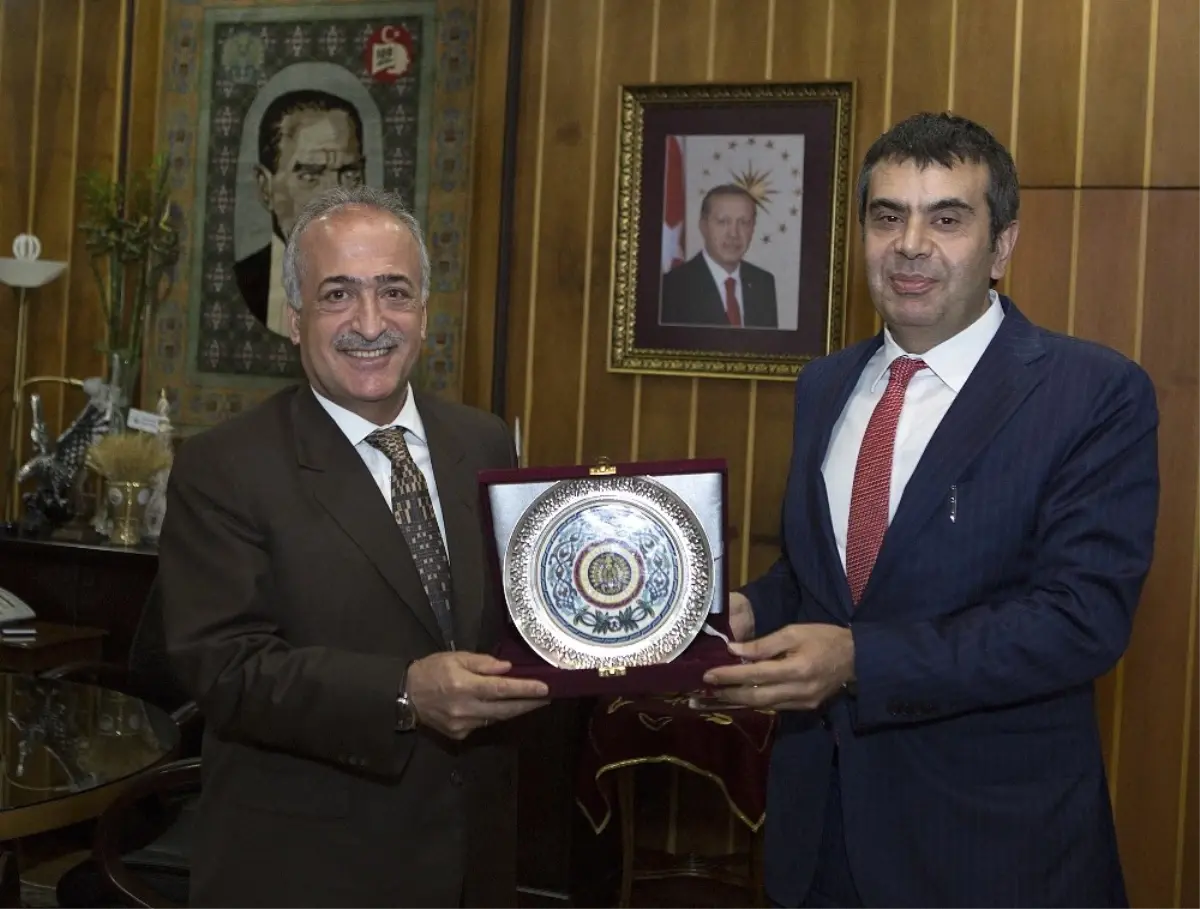 2023 Vizyonu Işığında Gençlik ve Eğitim Konferansı