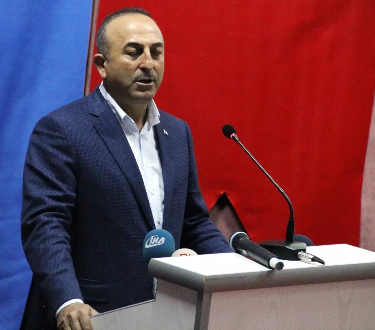 Çavuşoğlu: "Suriye\'de İşin Peşini Bırakmayacağız"