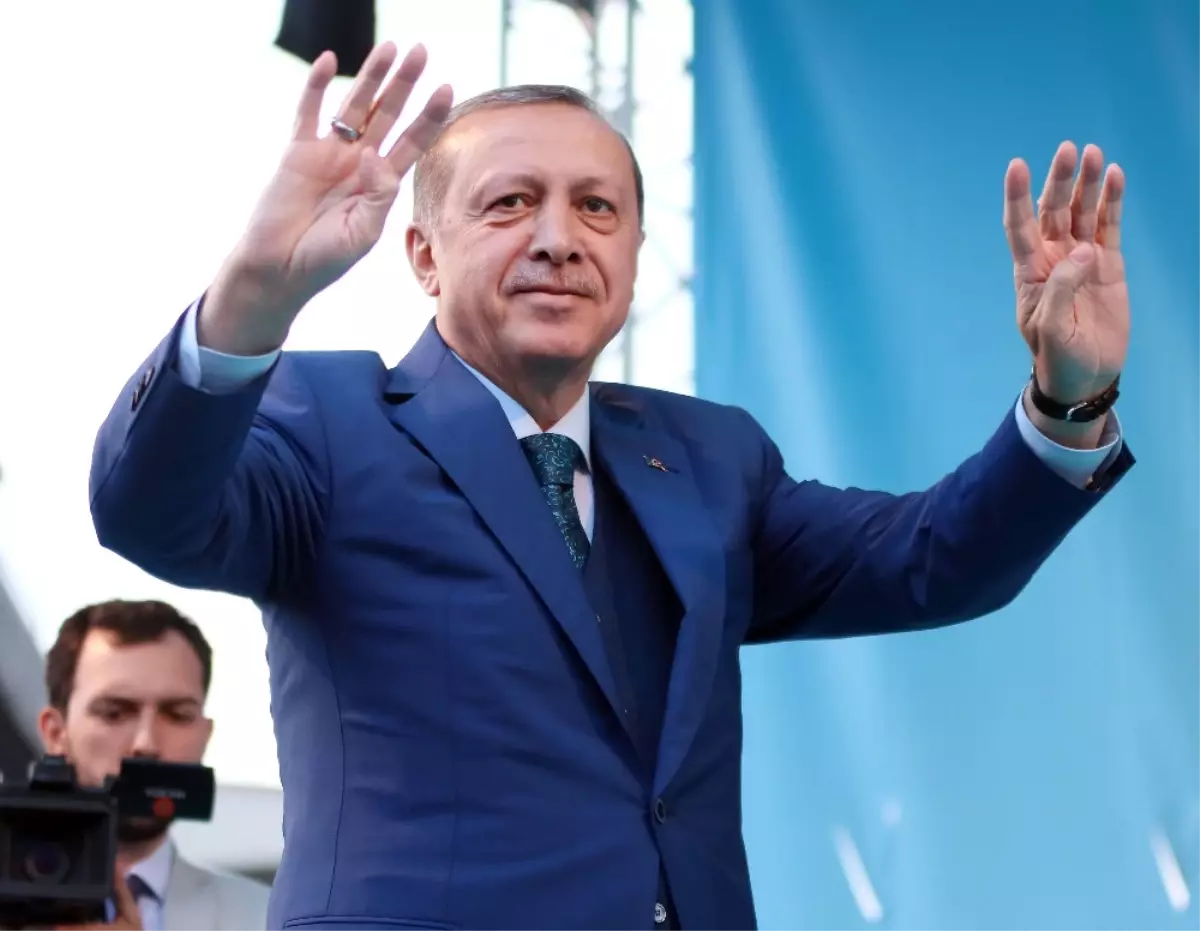 Cumhurbaşkanı Erdoğan\'dan "Tek Adam" Yalanlaması