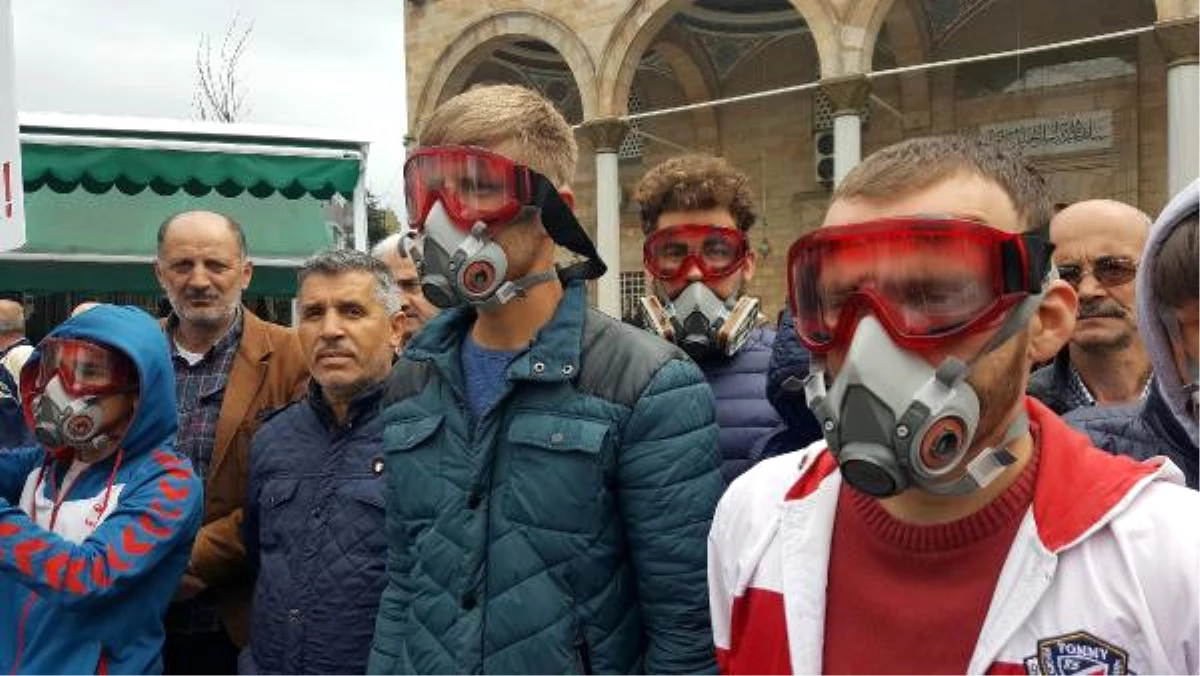 Düzce\'de Gaz Maskeli İdlip Protestosu