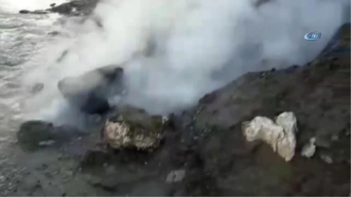 Erciş\'te Kullanılmayan Jeotermal Kuyusunda Patlama