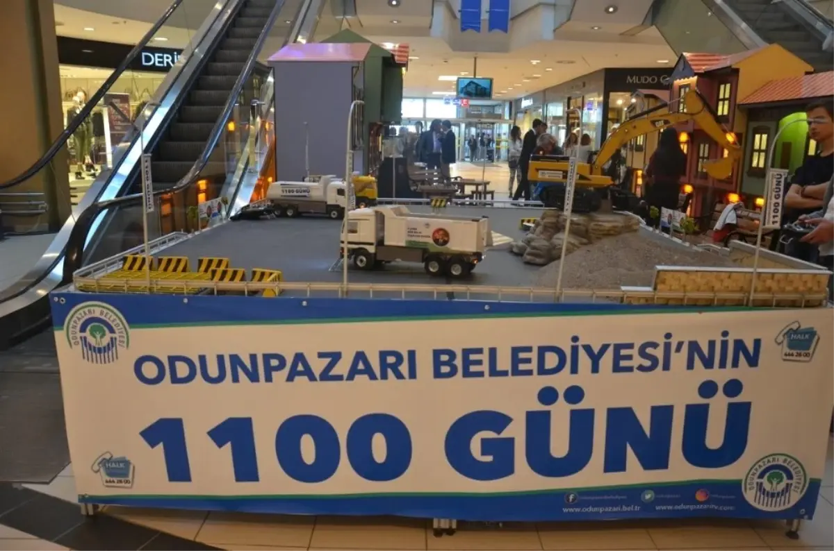 İş Makinelerinin Maketleri Yoğun İlgi Gördü