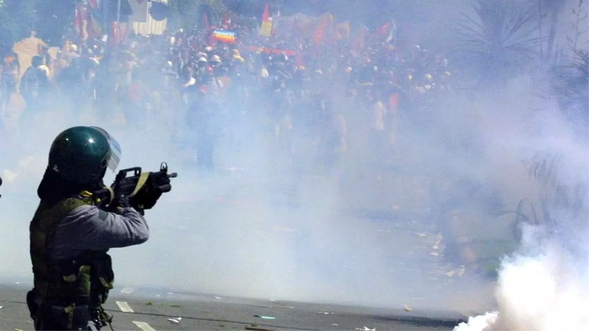 İtalya, G8 Olaylarındaki Polis Şiddeti Nedeniyle Tazminat Ödeyecek