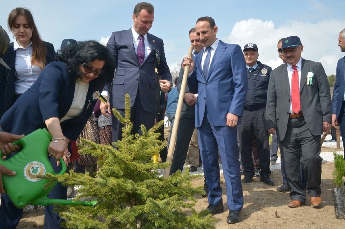 Kırklareli\'de Fidan Dikim Töreni