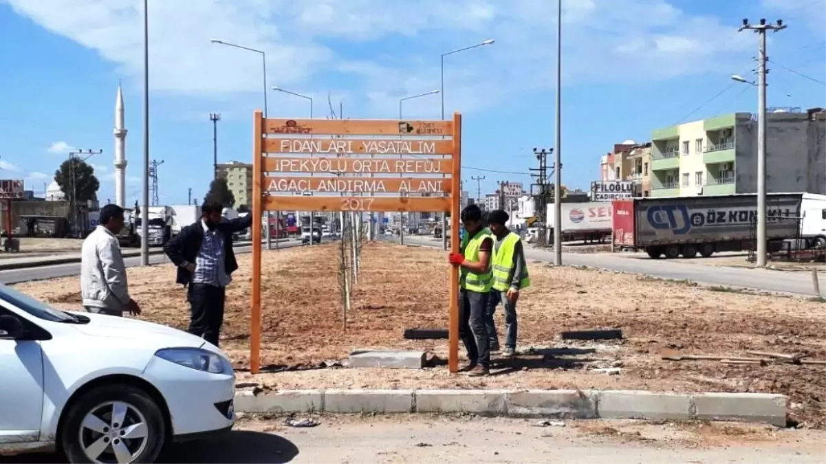 Kızıltepe\'de Çevre Düzenlemeleri Devam Ediyor