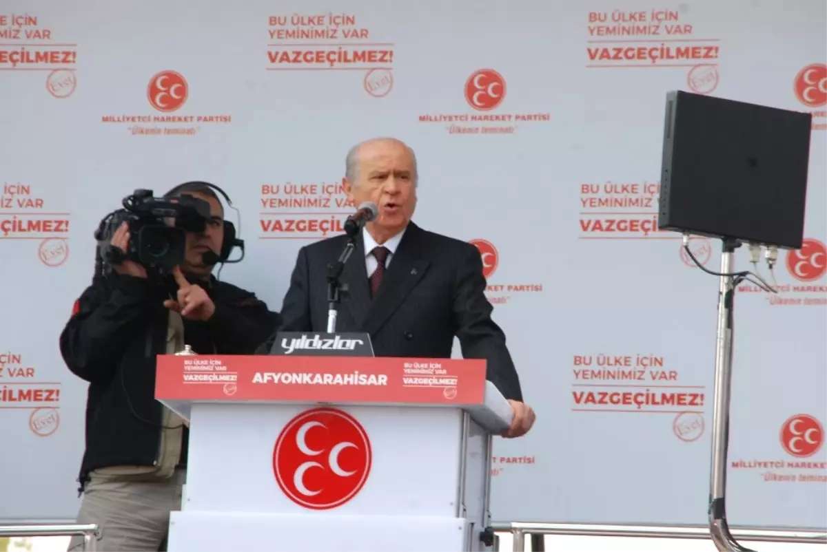 MHP Lideri Devlet Bahçeli, Afyonkarahisar\'da (2)