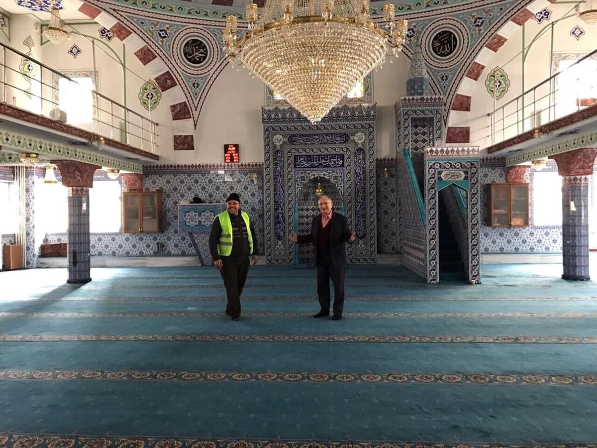 Özalp Belediyesinden Okul ve Cami Temizliği