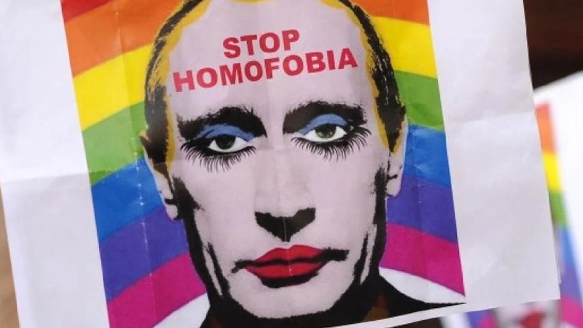 Putin\'i \'Eşcinsel Palyaço\' Olarak Gösteren Fotoğraf Yasak Listesinde