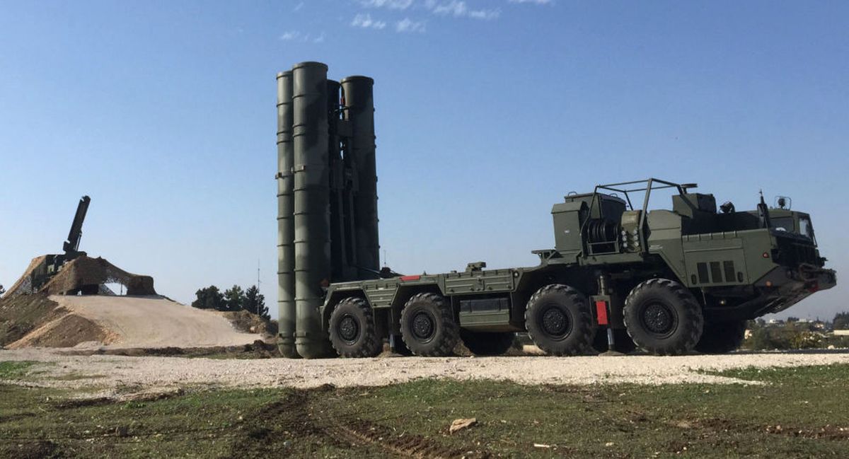 Rusya, ABD'ye Sopayı Gösterdi: Suriye'deki Üsler S-400'lerin Koruması Altında
