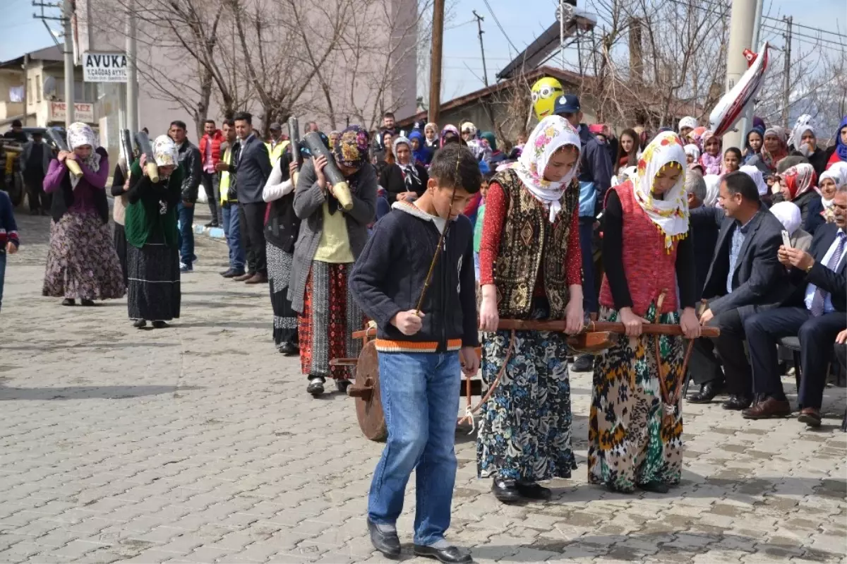 Şenkaya\'da Kurtuluş Coşkusu