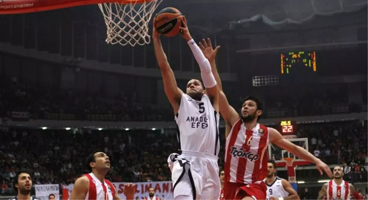 THY Euroleague\'de Fenerbahçe ve Anadolu Efes\'in Rakipleri Yunanlılar