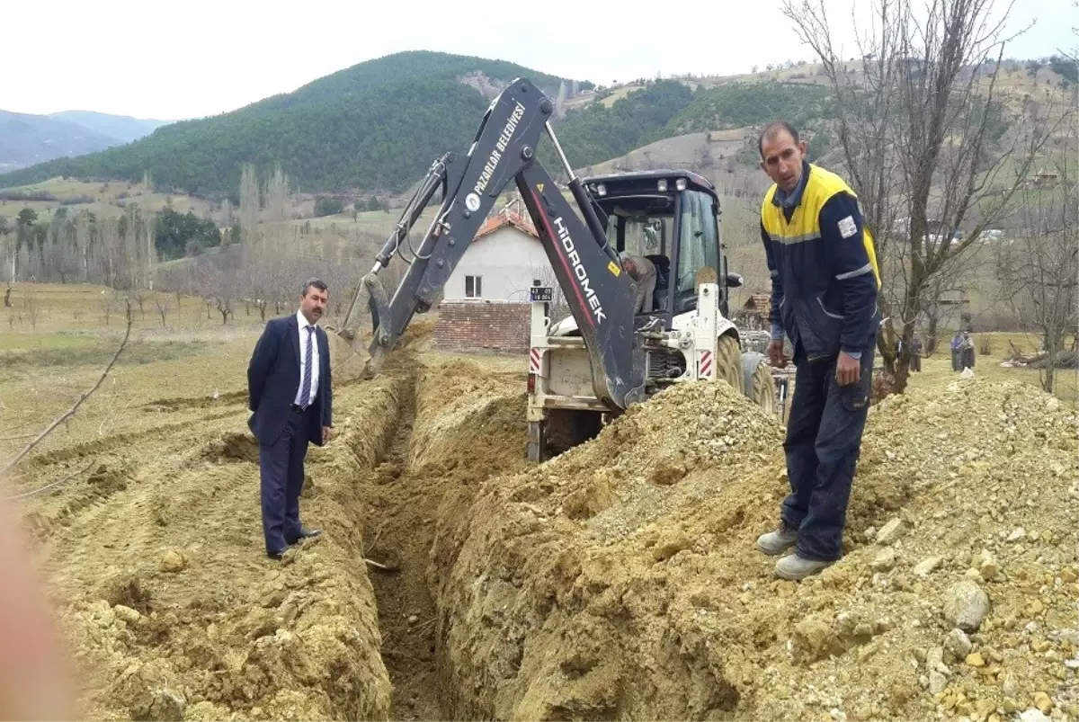 Yakuplar Mahallesinde Yeni Kanalizasyon Çalışması