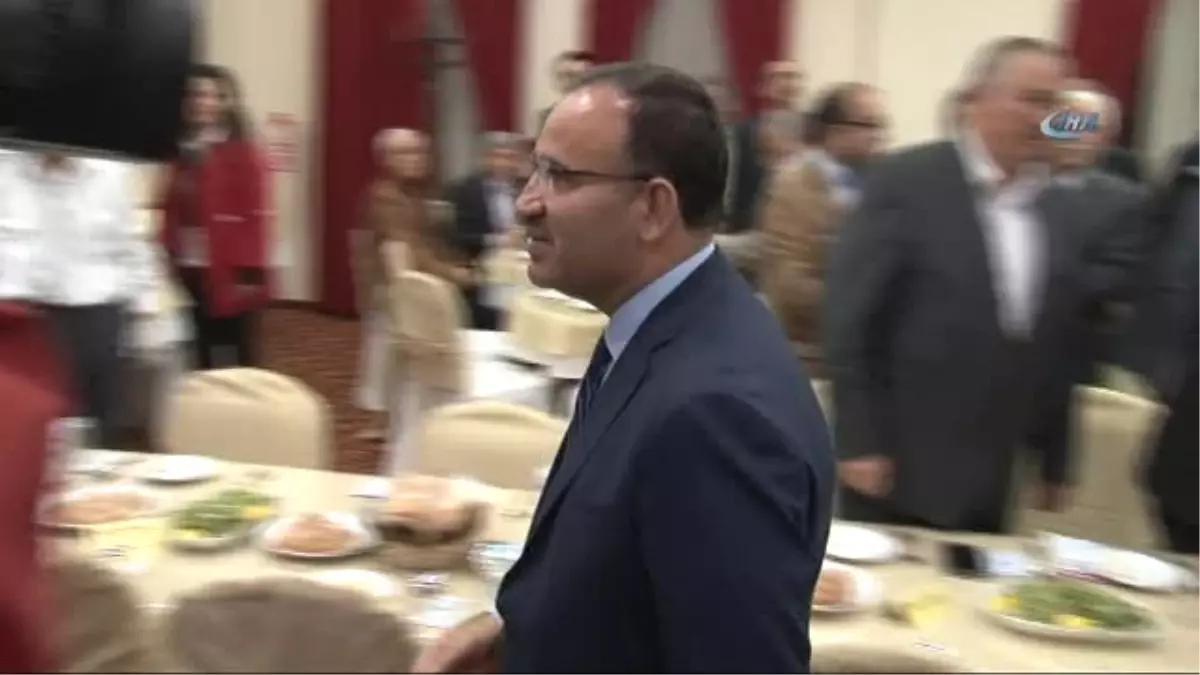 Adalet Bakanı Bekir Bozdağ: "Cumhurbaşkanlığı Sisteminin Adı Bile CHP\'ye Helali, Haramı Öğretti"