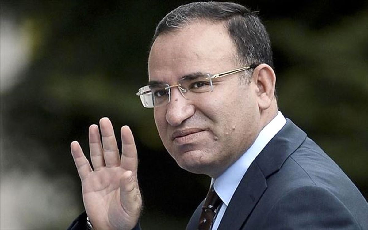 Adalet Bakanı Bozdağ, İmam Hatiplilerle Bir Araya Geldi