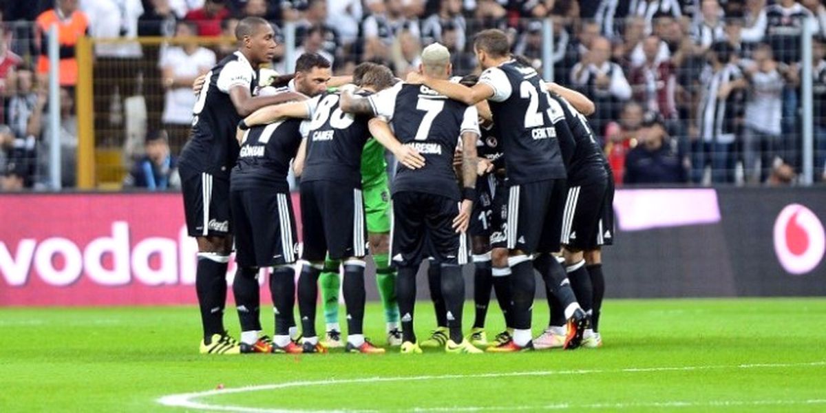 Beşiktaş\'ta İki Yıldız Trabzon\'a Götürülmedi!