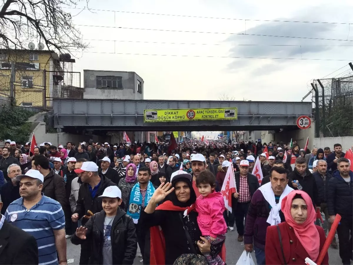 Büyük İstanbul Mitingi\'nin Ardından Vatandaşlar Alandan Dağılmaya Başladı