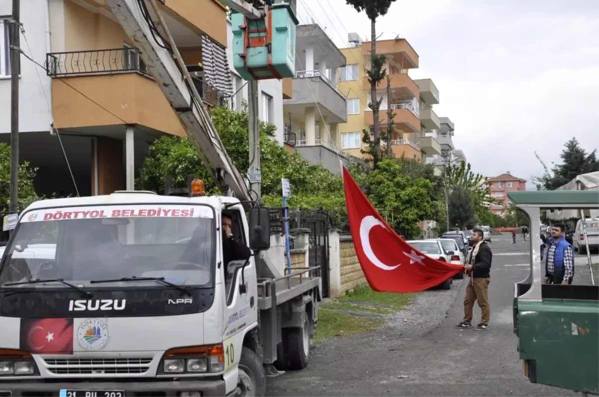 Dha Yurt - Mardin\'de Trafik Kazası: 2 Polis Hayatını Kaybetti, 1 Yaralı