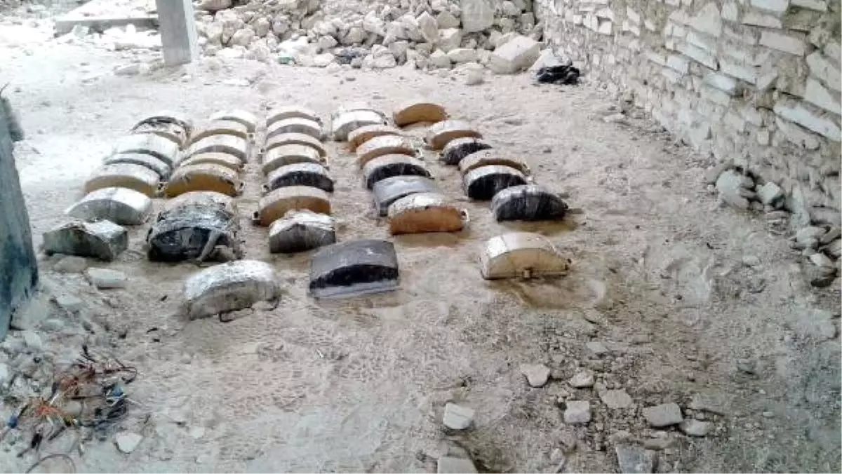 El Bab\'da Patlayıcı Temizliğine Devam Ediliyor