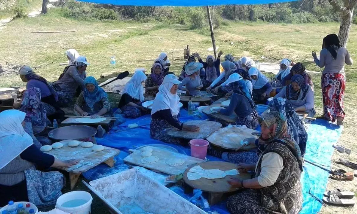 Köylü Kadınların Yağmur Adağı