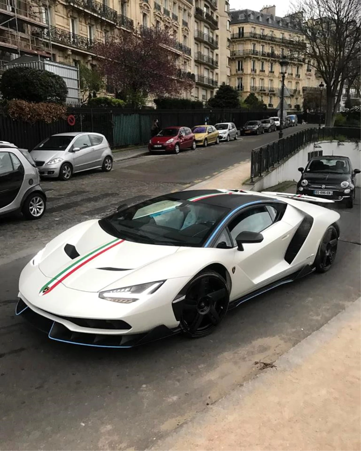 Lamborghini Centenario Paris\'te Görüntülendi