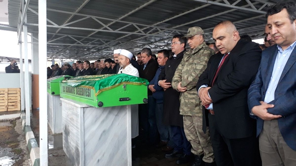 Osmaniye\'de Karbonmonoksit Gazından Zehirlenen İşçiler Toprağa Verildi