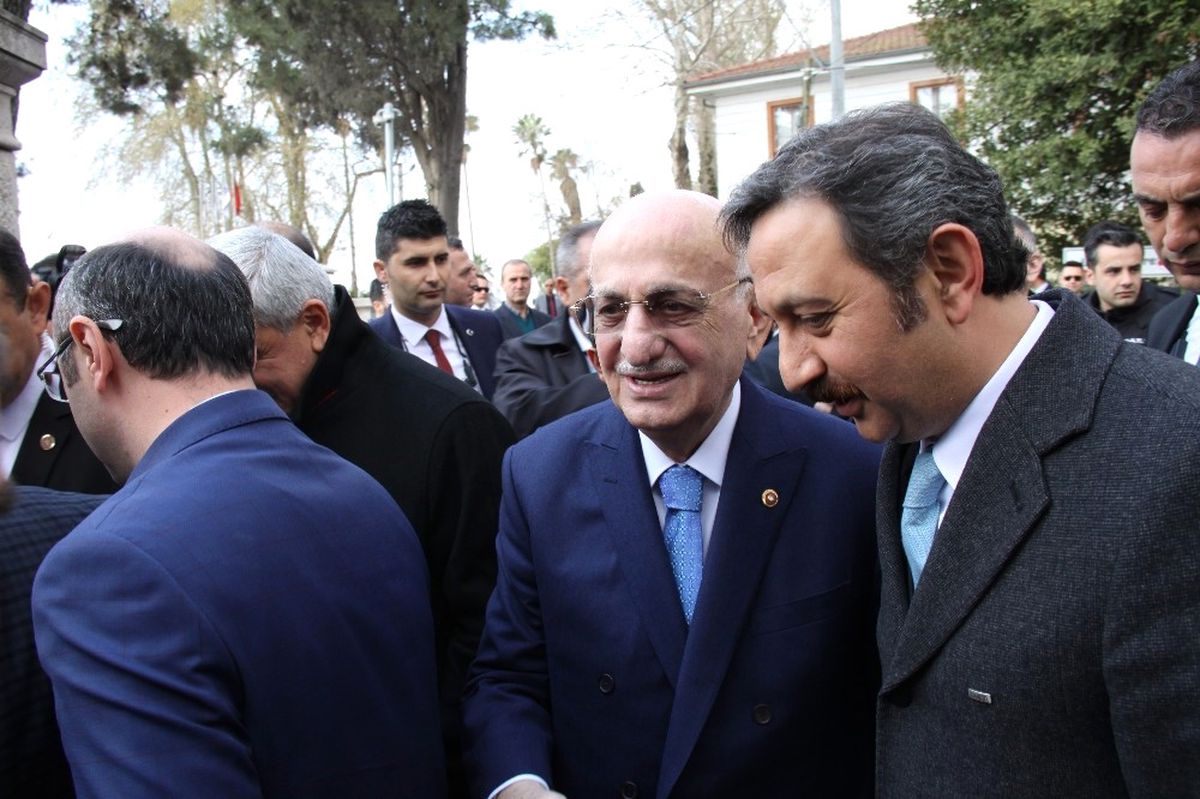 TBMM Başkanı İsmail Kahraman, Hereke Halı Fabrikasını Ziyaret Etti