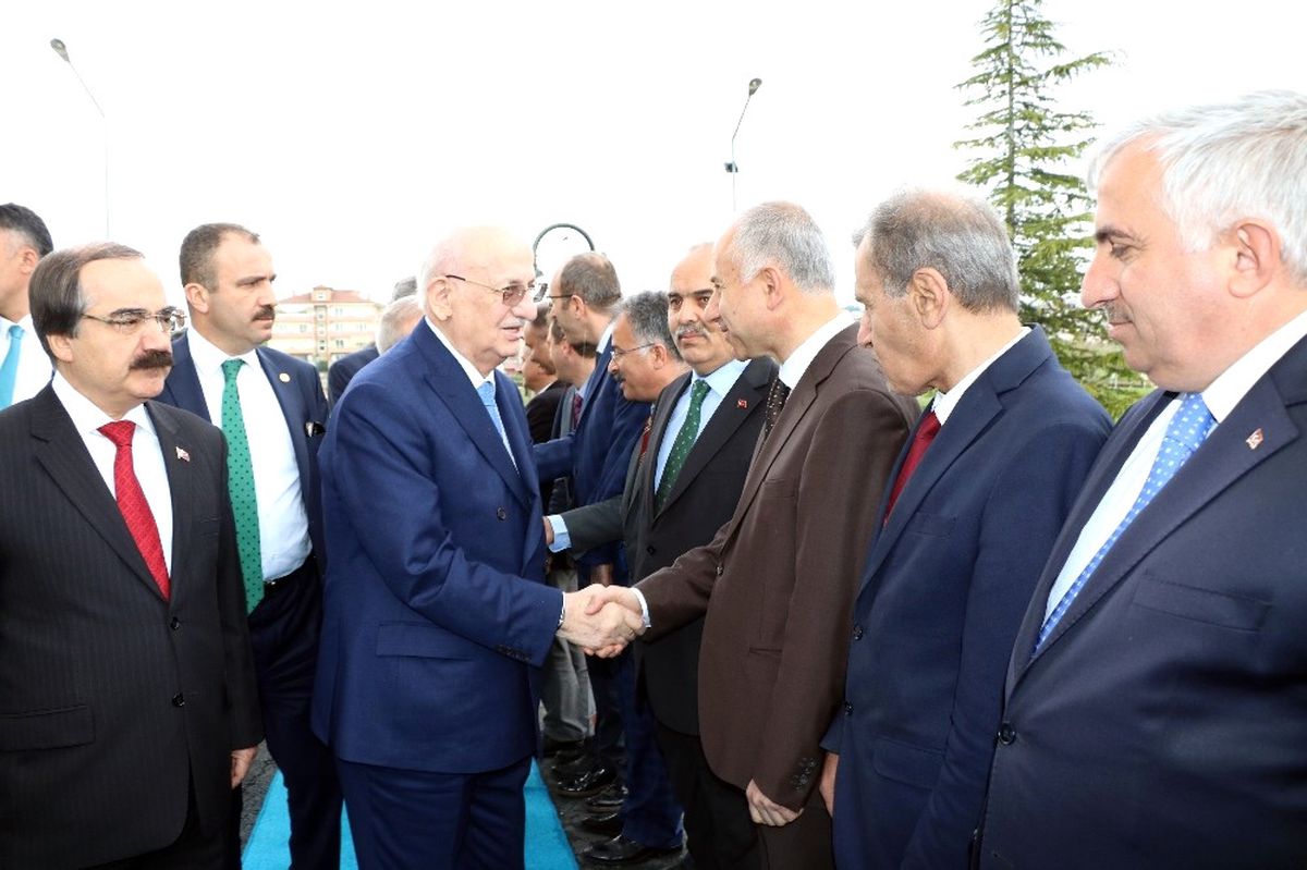 TBMM Başkanı İsmail Kahraman Sakarya Valiliğini Ziyaret Etti