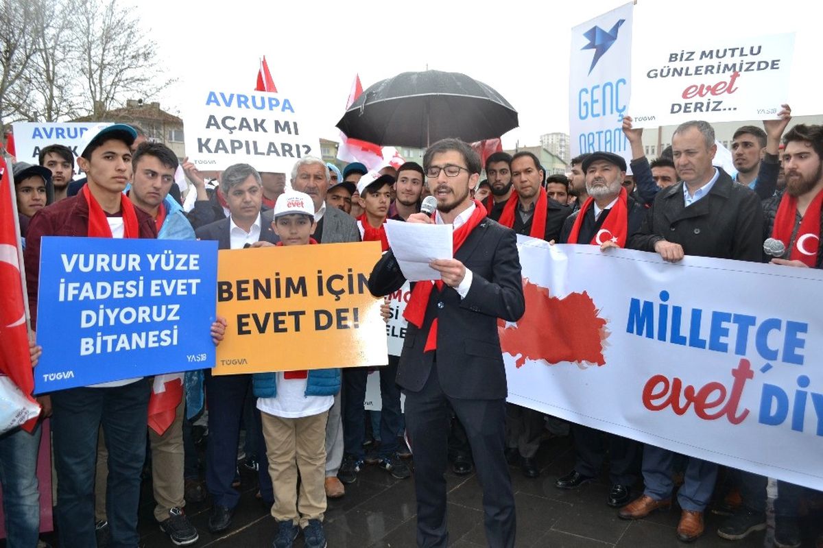 Tügva Niğde Temsilciliği\'nden "Türkiye İçin Evet" Yürüyüşü