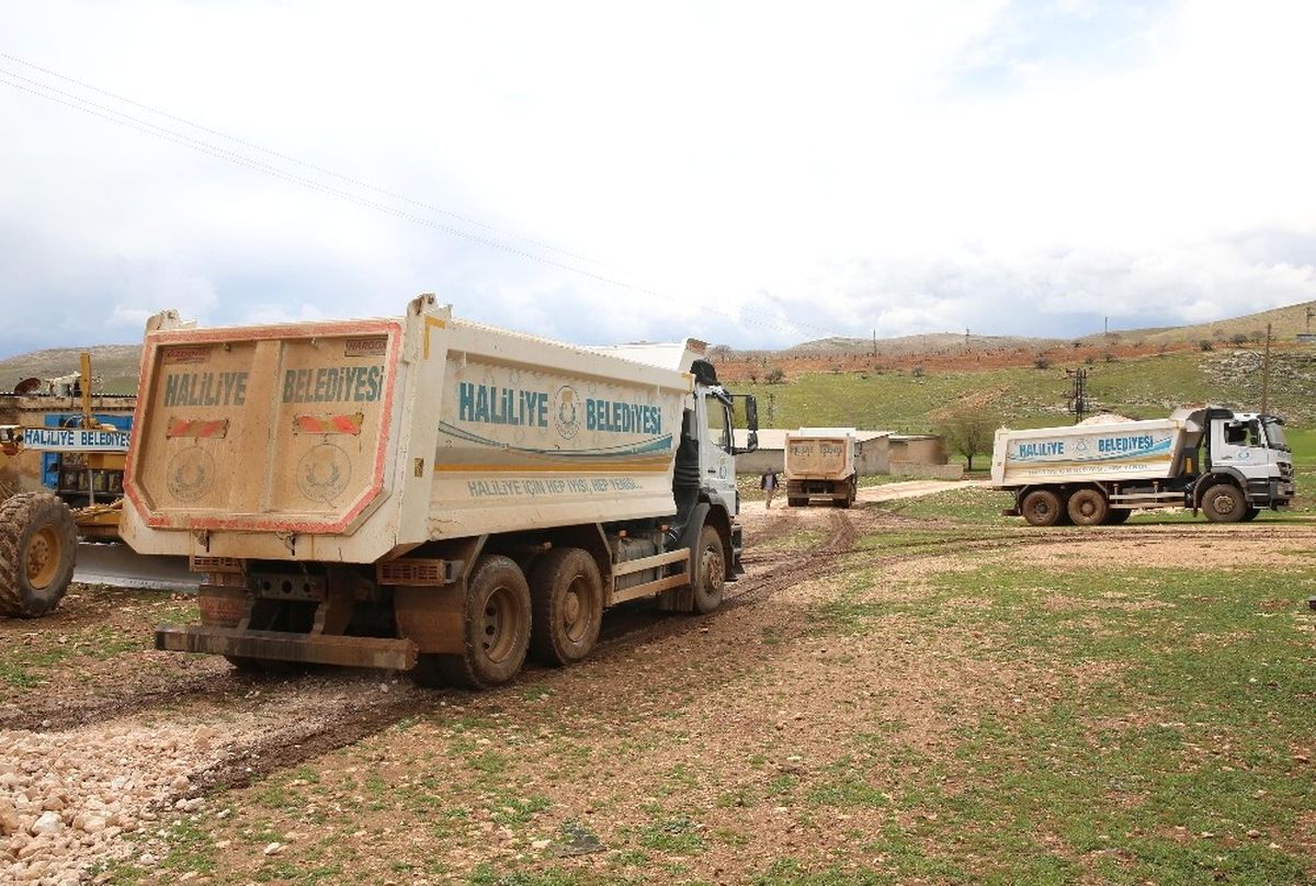 Haliliye Belediyesi Kırsaldaki Yol Atağını Sürdürüyor