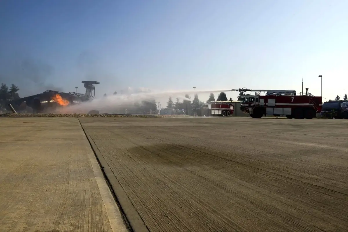 İncirlik\'te Uçak Kazası Tatbikatı