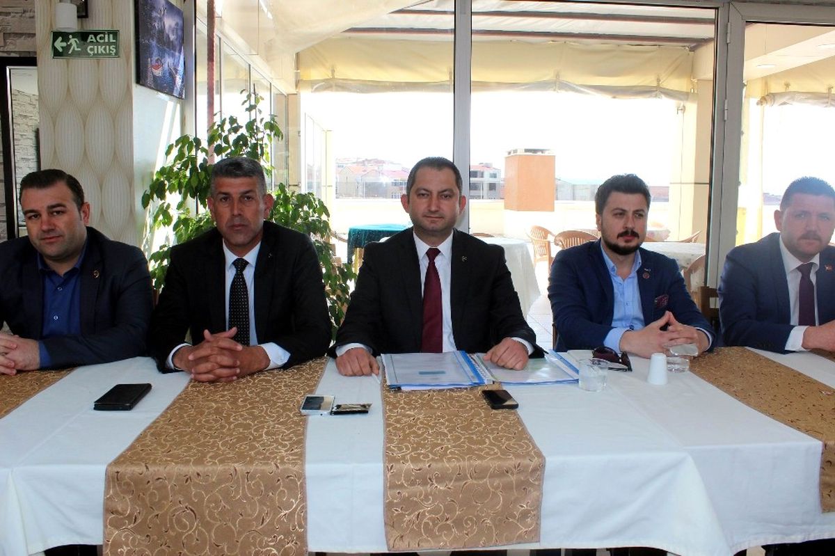 MHP Süleymanpaşa İlçe Başkanı İşcan: "Keşke Bir Çalışmayı da CHP Yapsaydı"