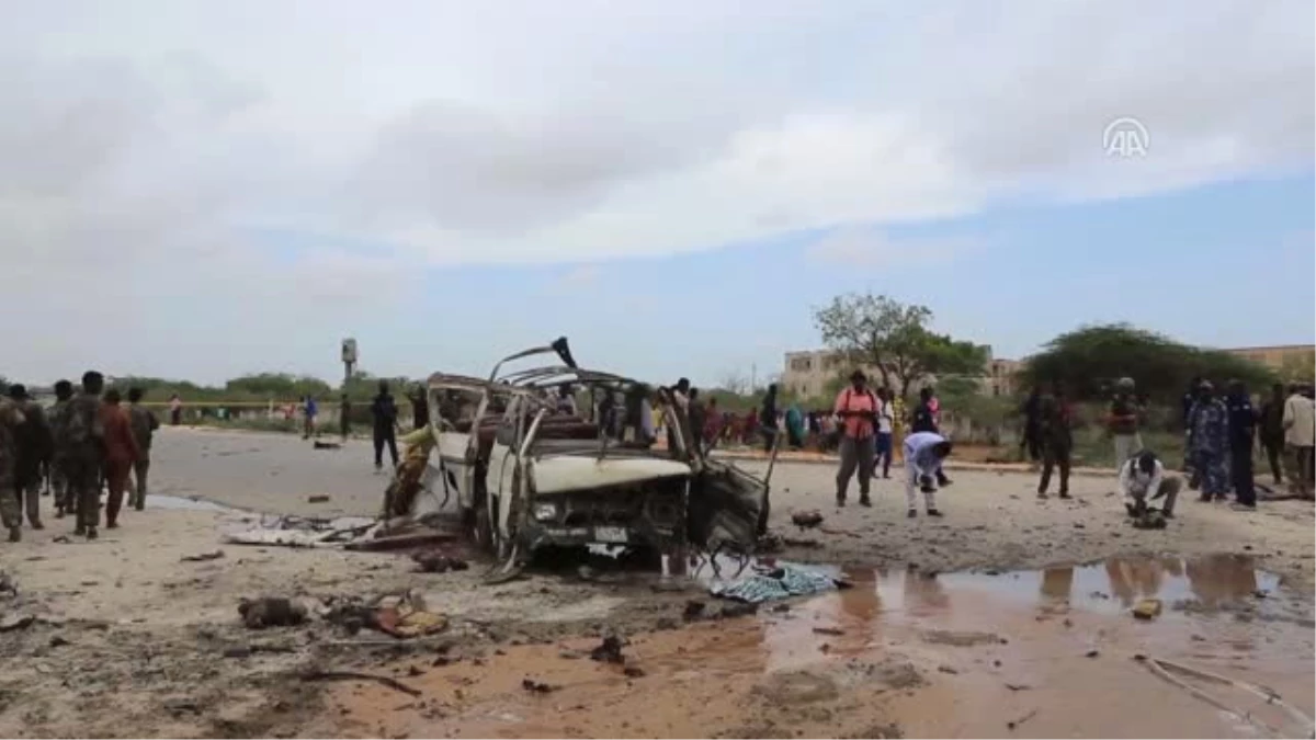 Somali\'de Bombalı Saldırı: 13 Ölü, 10 Yaralı
