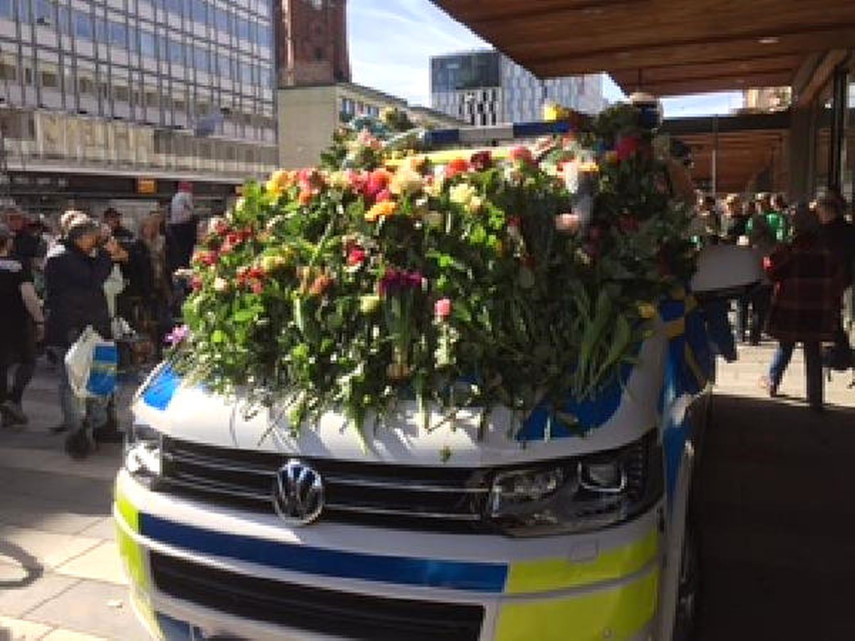 Stockholm\'de Teröre Karşı Dev "Sevgi ve Birlik" Manifestosu