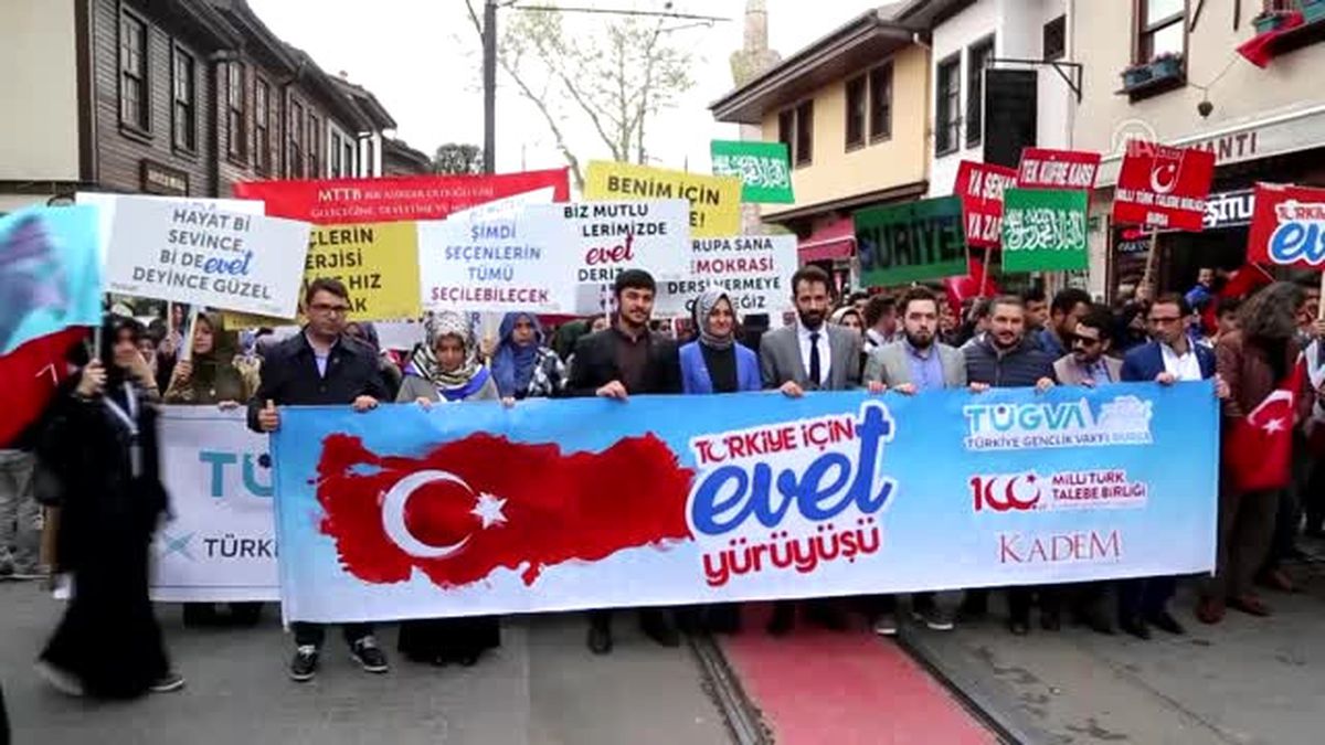 Tügva\'dan "Türkiye İçin Evet" Yürüyüşü