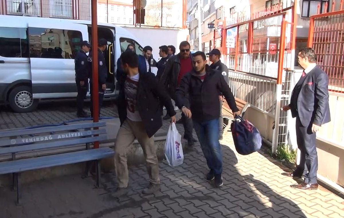 24 Asker Fetö İddiasıyla Adliyeye Sevk Edildi