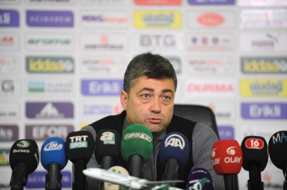 Adanaspor Teknik Direktörü Levent Şahin, Spor Toto Süper Lig\'de 3-1 Yenildikleri Çaykur Rizespor...