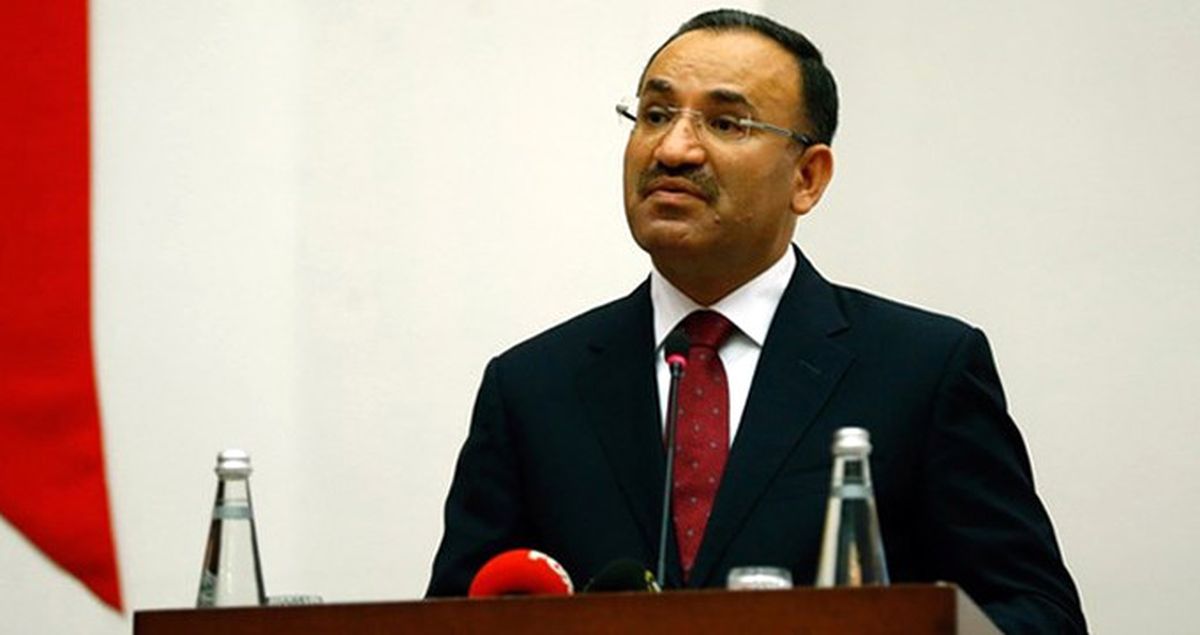 Bakan Bozdağ: "(15 Temmuz Gecesi) Kılıçdaroğlu Havaalanına İniyor Ama Orada da Bir Kontrollü Kaçış...