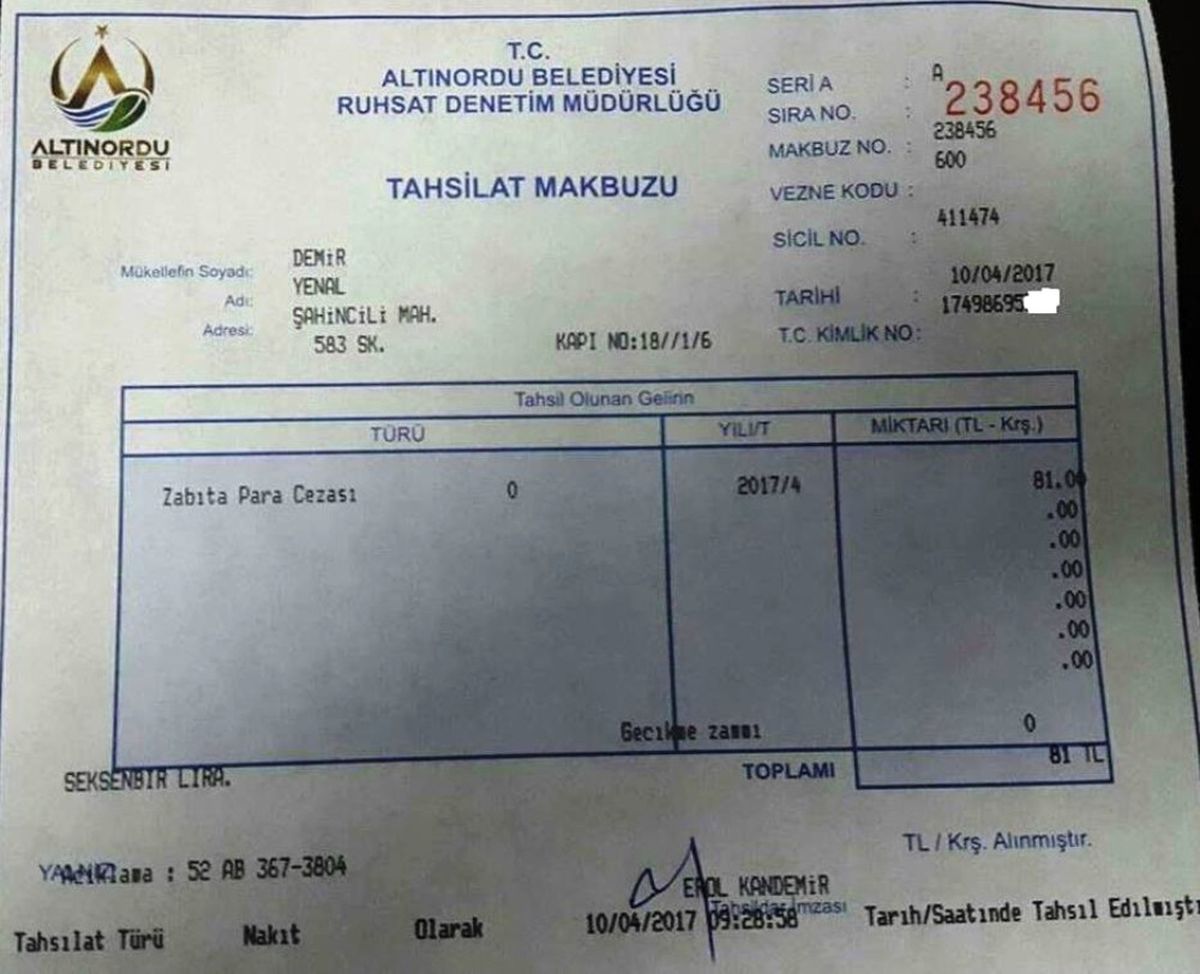 Belediye Başkanı Zabıtaya Ceza Kestirdi