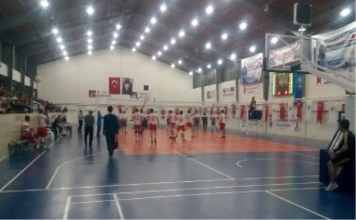 Düzeltme....simav\'da Voleybol Turnuvası