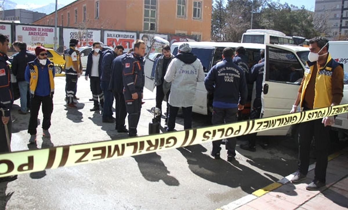 İran Uyruklu Kişi Aracında Ölü Bulundu