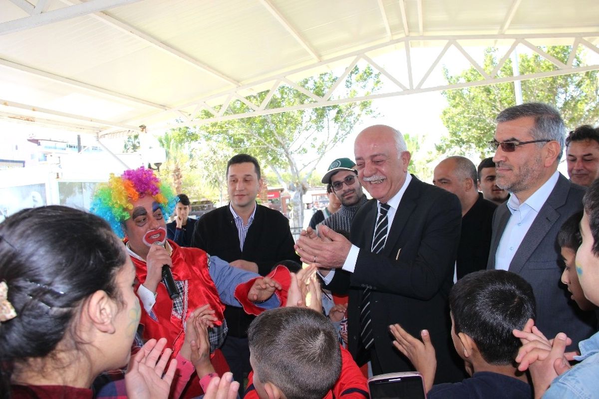 İskenderun\'da "Yetim Dayanışma Günleri"