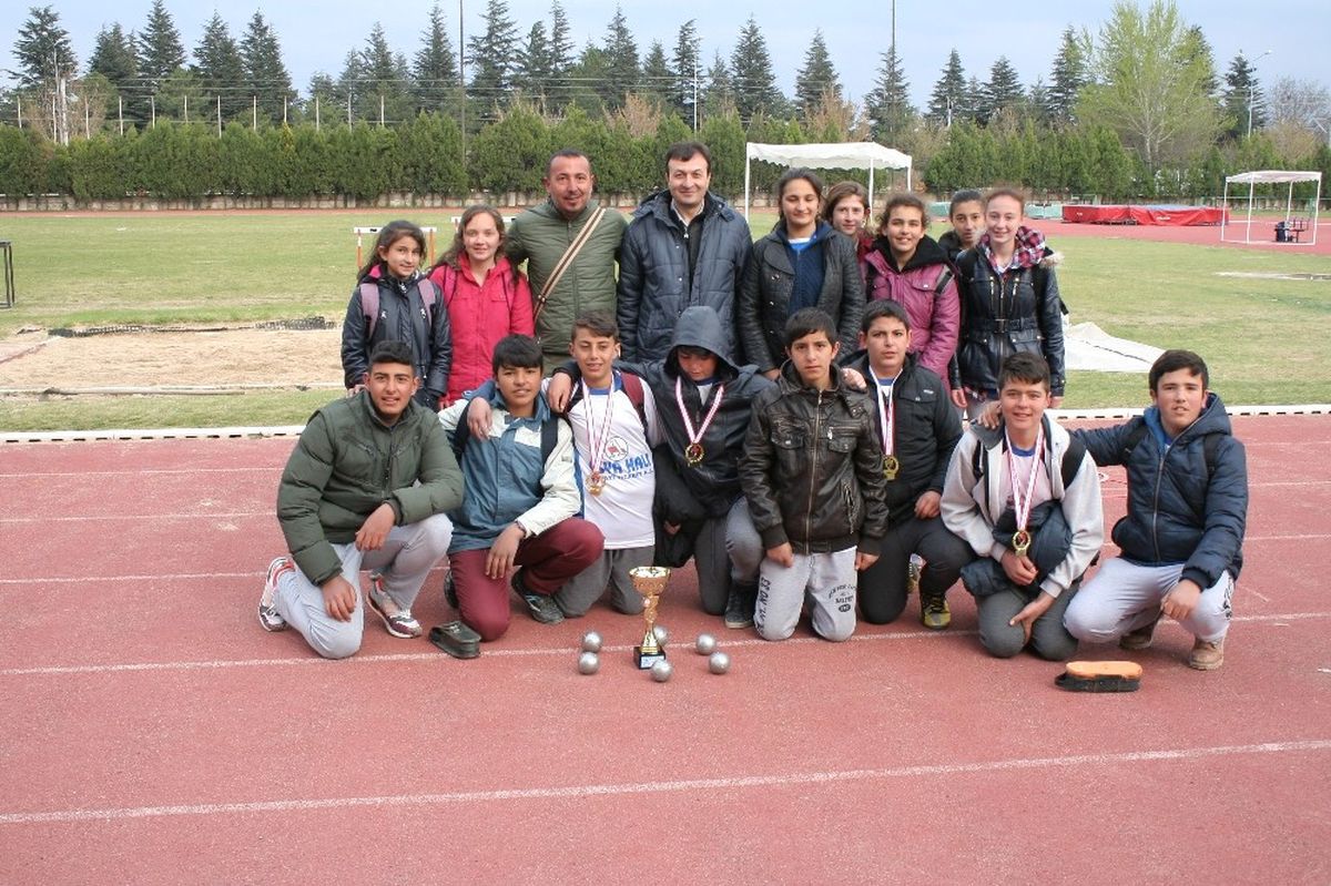 Mahmudiye Bocce Yarışmasında İl Birincisi Oldu
