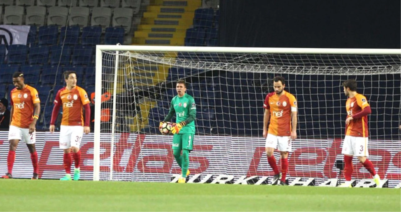 Medipol Başakşehir, Galatasaray\'ı 4-0 Yendi