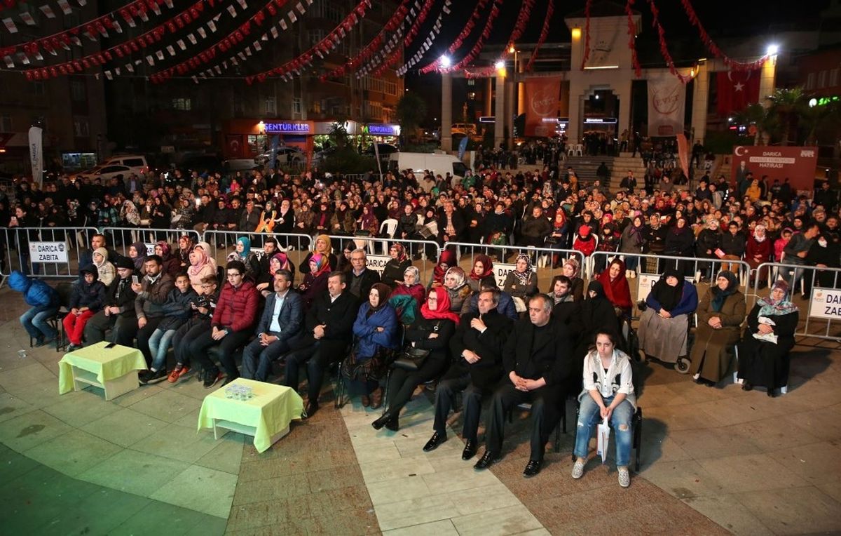 Nihat Hatipoğlu Darıca\'da Sevenleriyle Buluştu